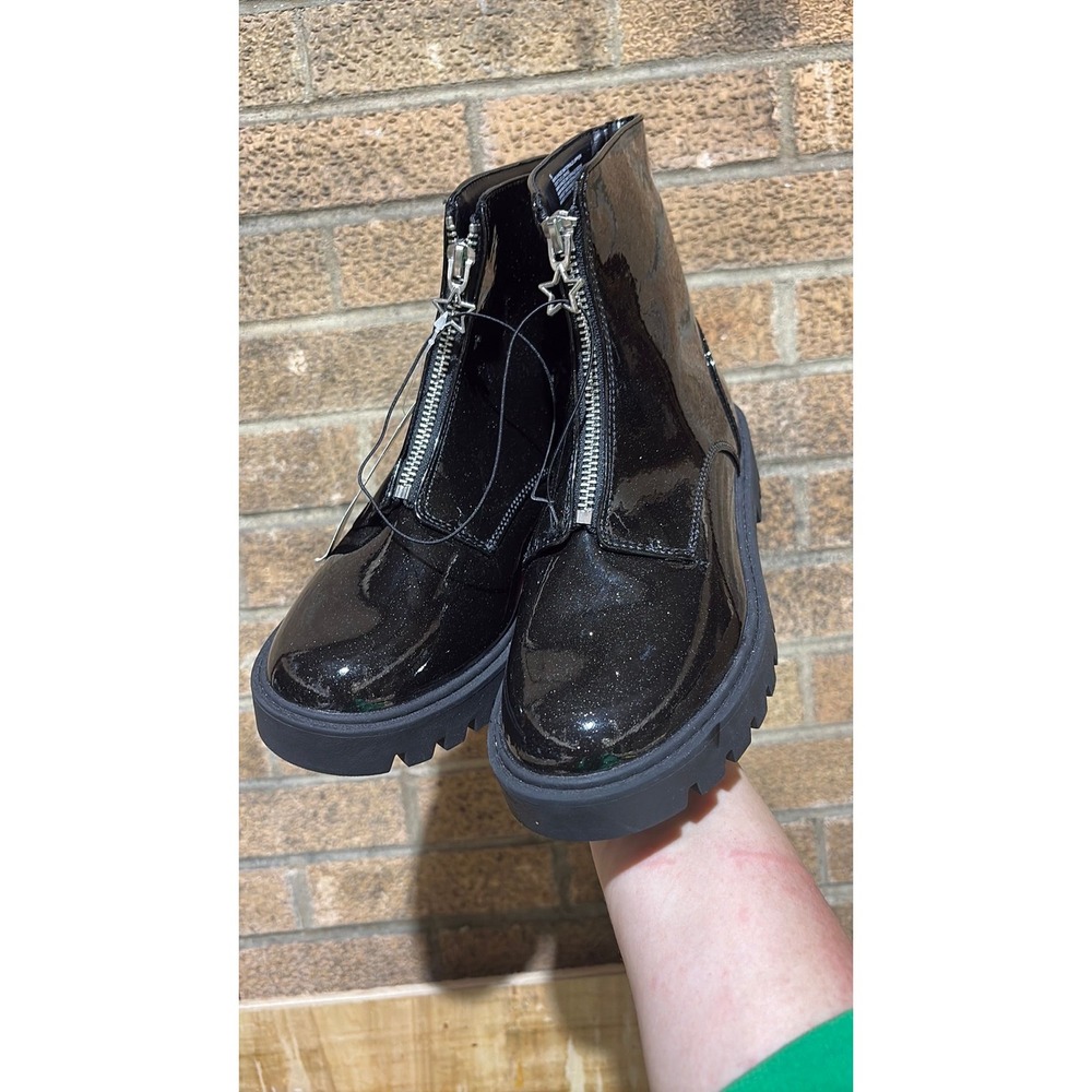 5Y Art Class Kids Myra Chelsea Boots Black Speckled Faux Patent Star Zip